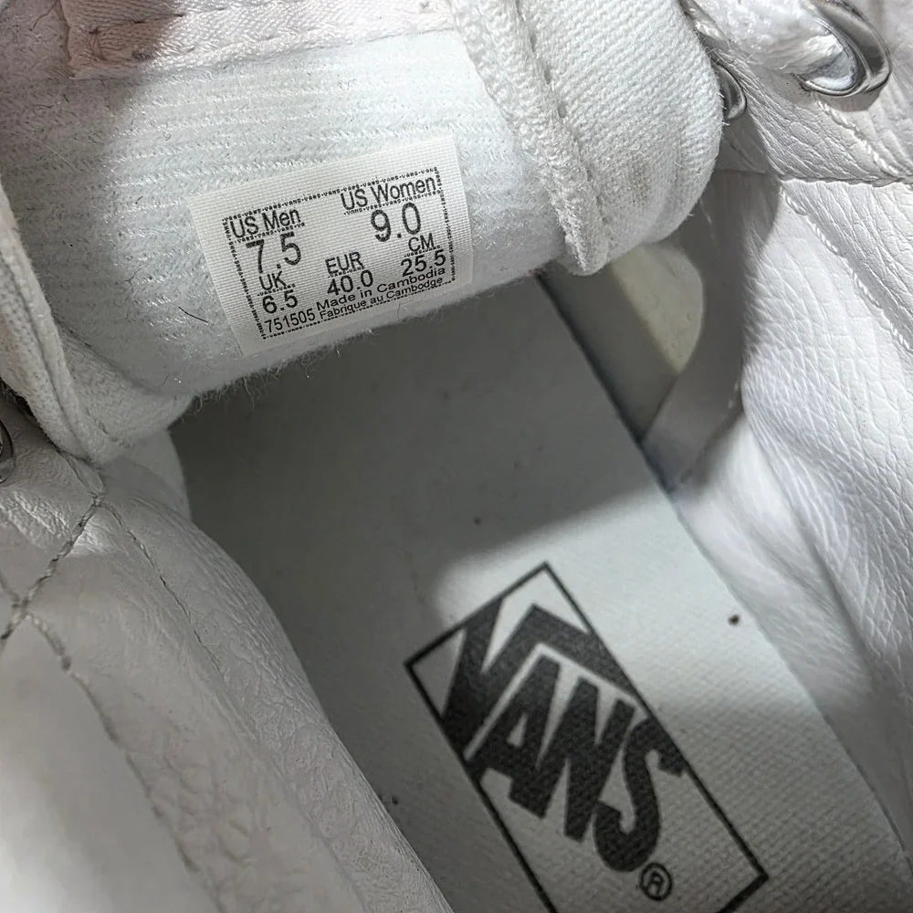 Vans Sk8-Hi White High Top Sneakers Womens 9 Mens 7.5 Canvas Leather Skate Shoes